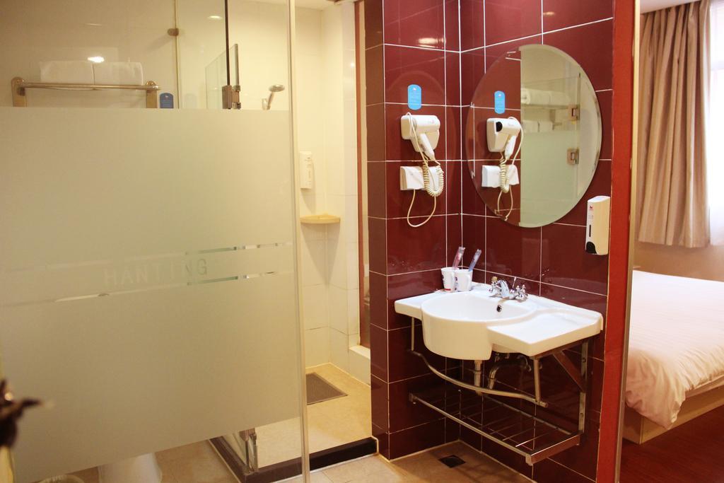 Hanting Express Shanghai Jinqiao Middle Yanggao Road Екстериор снимка