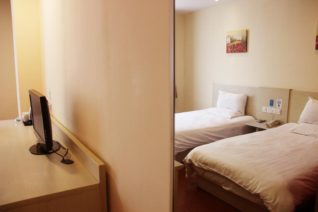 Hanting Express Shanghai Jinqiao Middle Yanggao Road Стая снимка