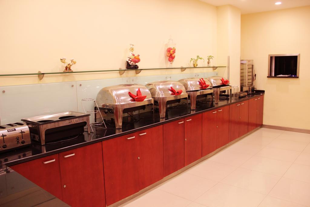 Hanting Express Shanghai Jinqiao Middle Yanggao Road Екстериор снимка